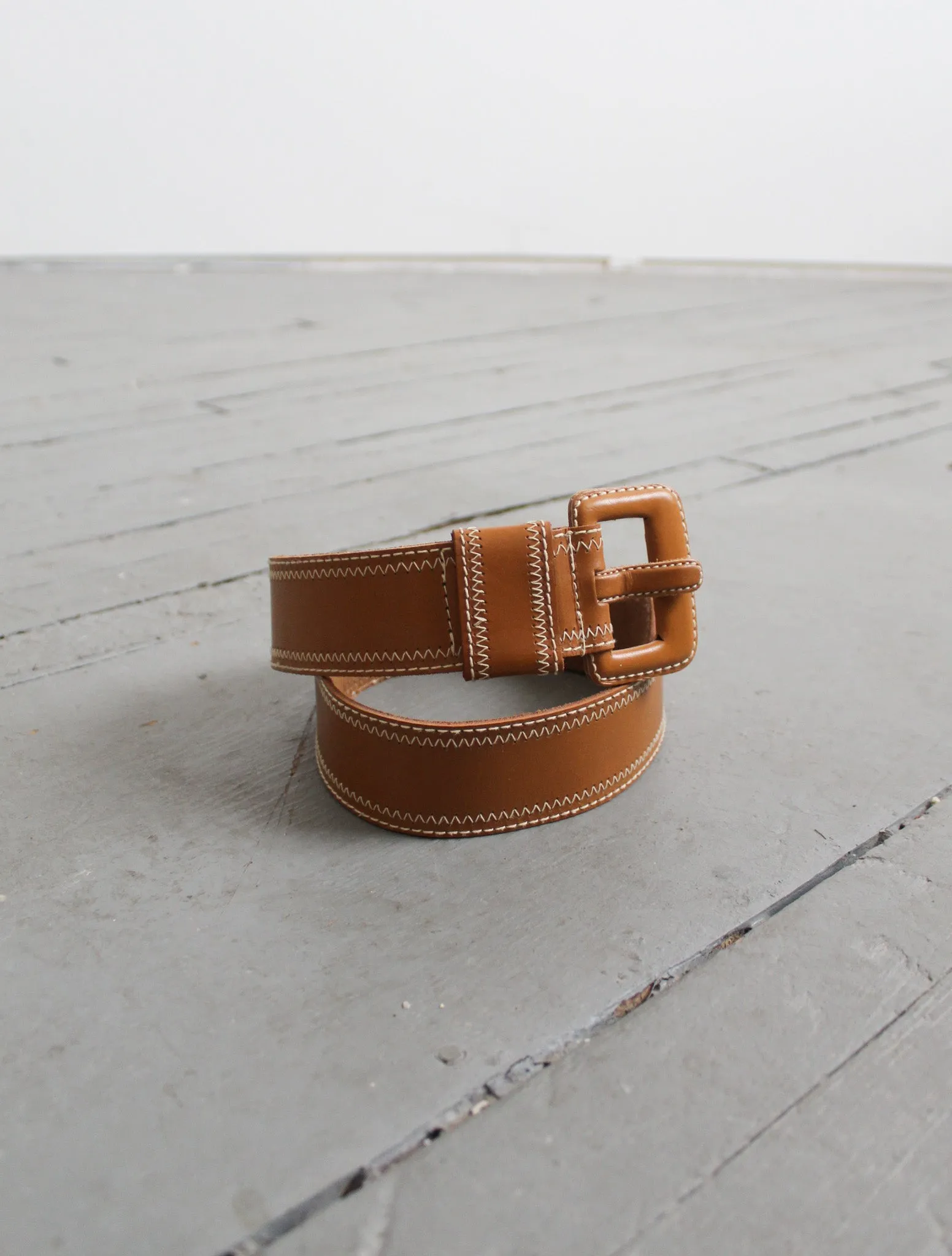 wide honey leather belt 1919 Vintage