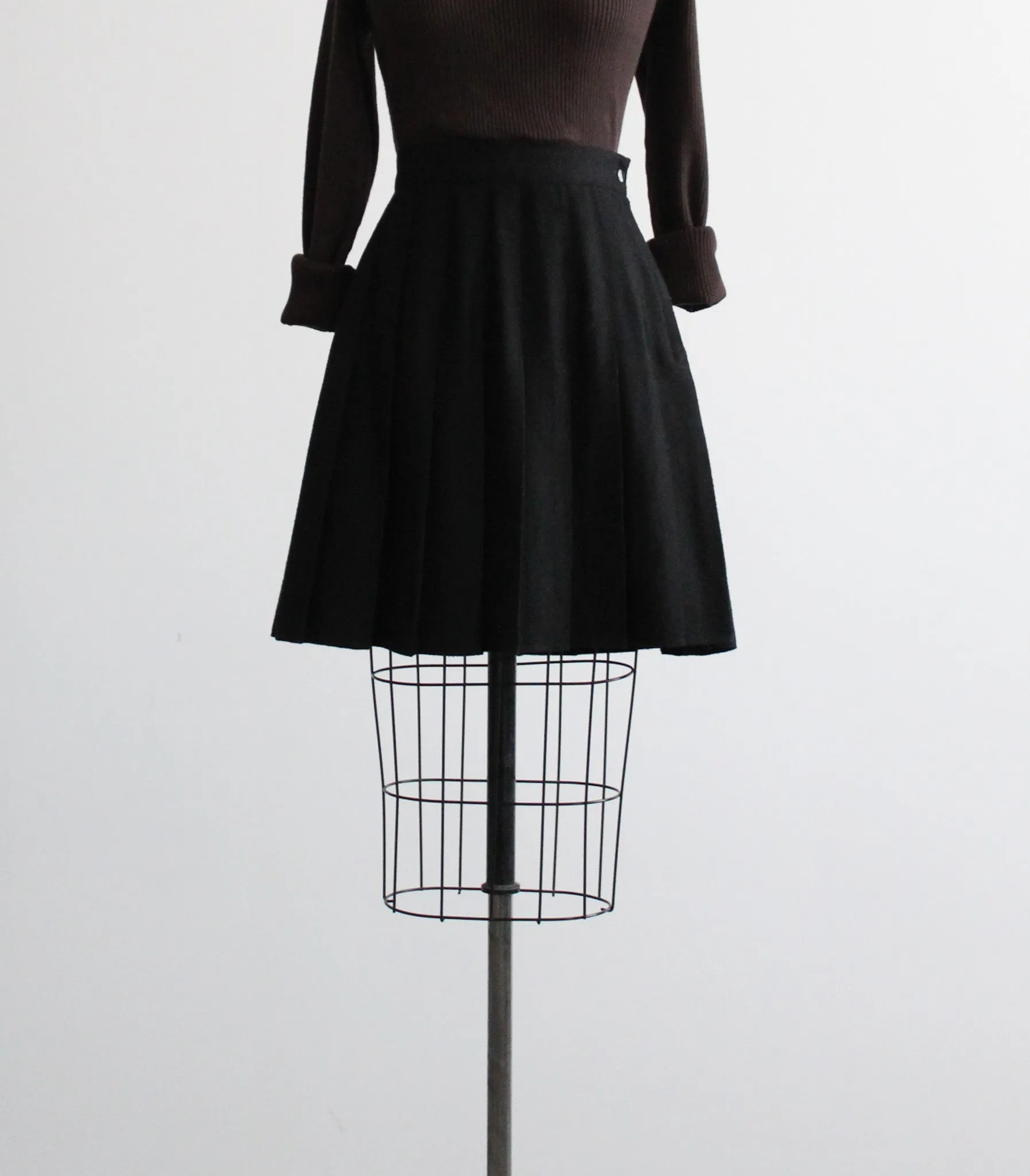 winter's end pleated mini skirt