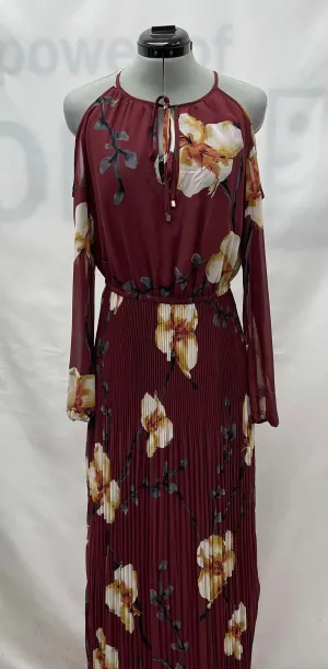 Women's Le Chteau Dress, Small