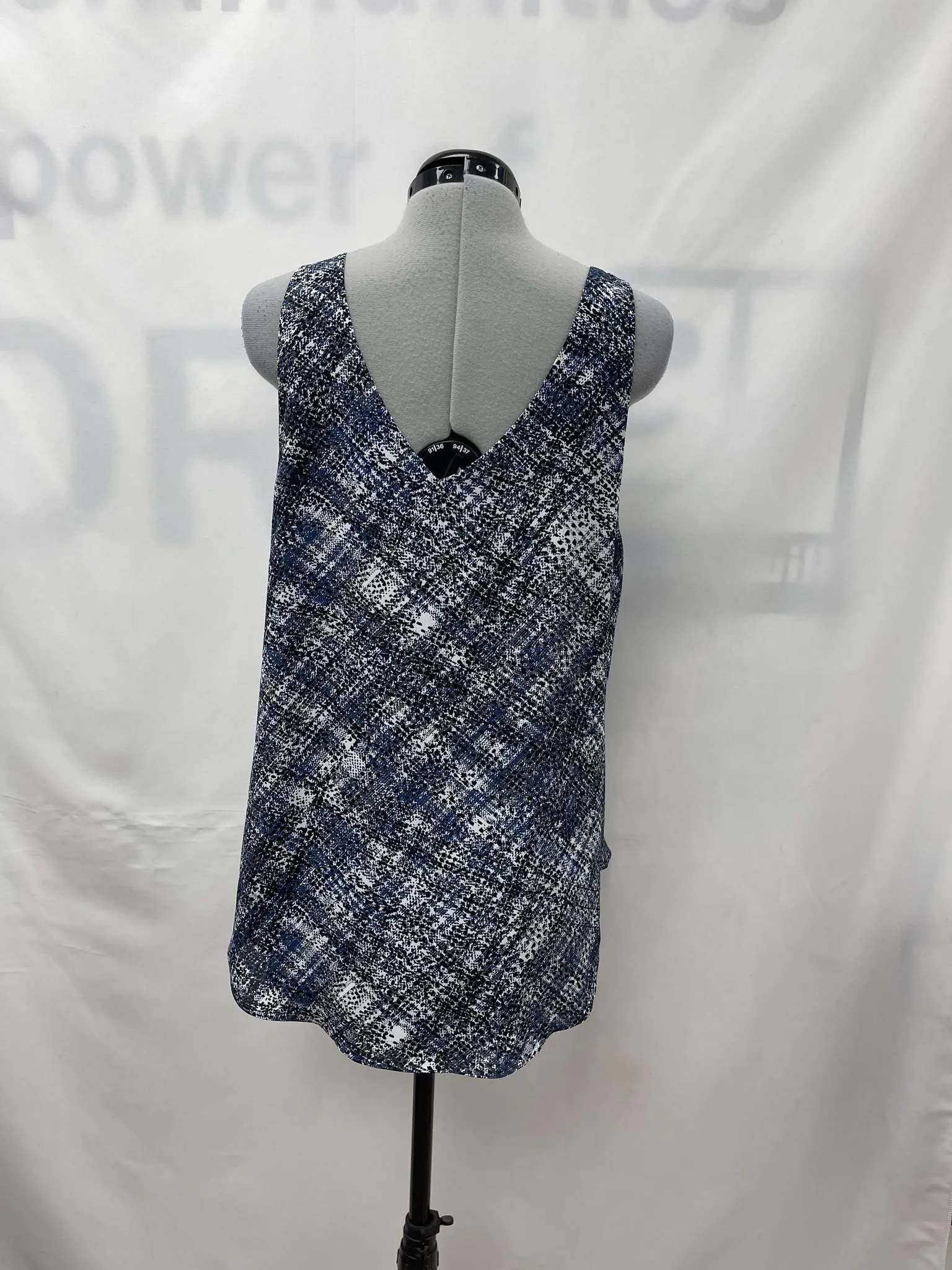 Women's RW&CO Sleeveless Top, Large