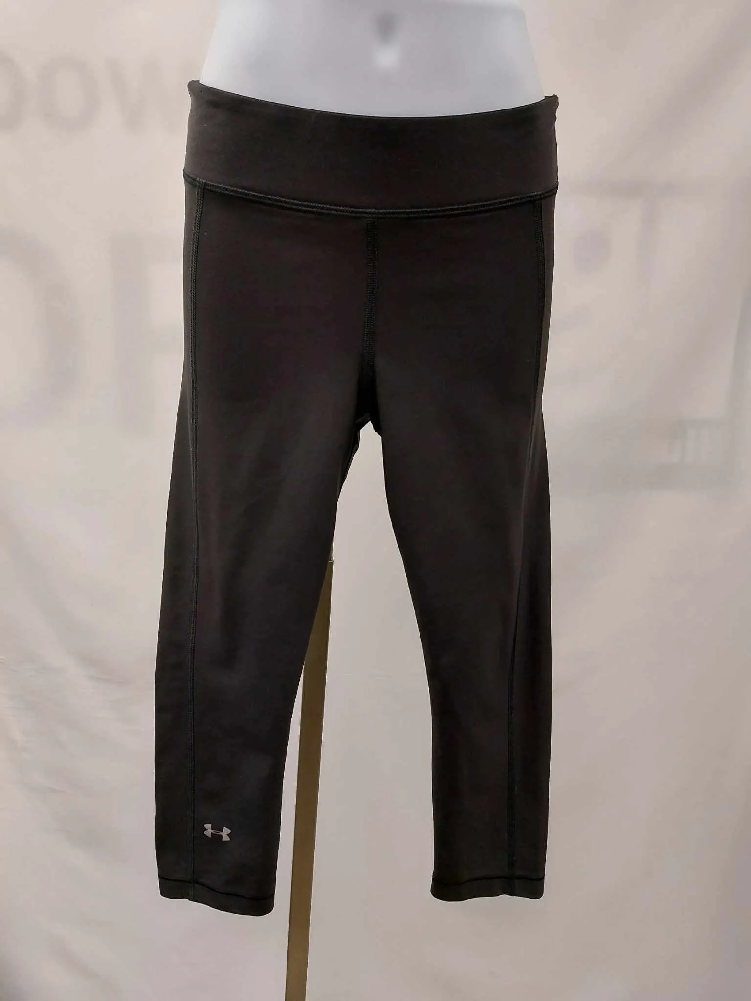 Women's Under Armour  Cropped Leggings, small