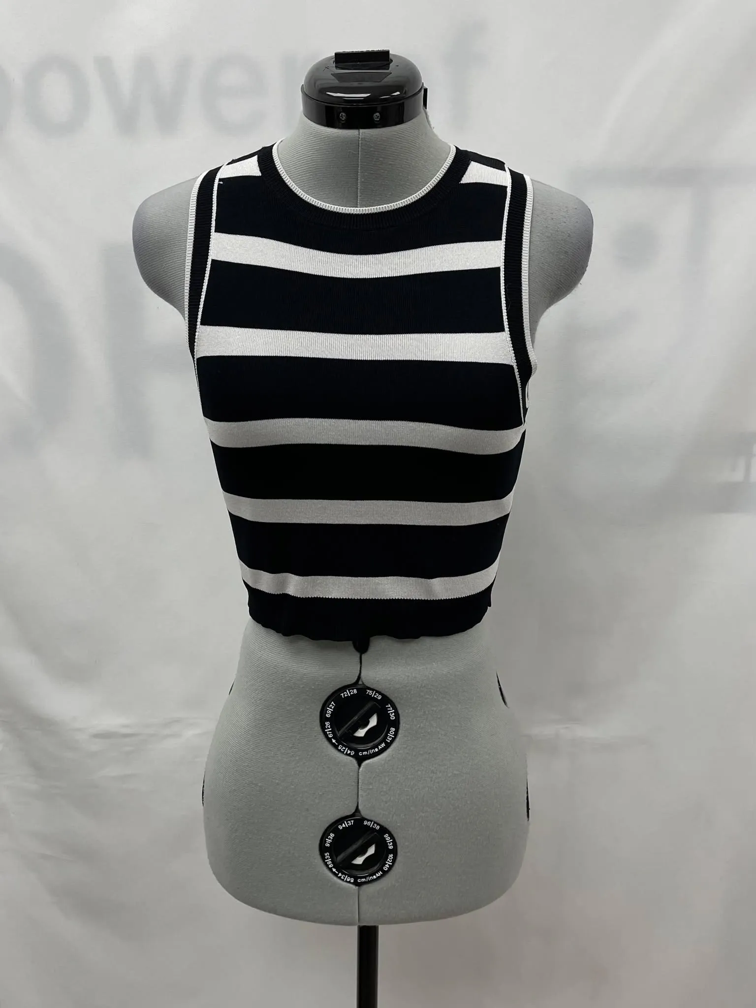 Women's Zara Sleeveless Top, Small